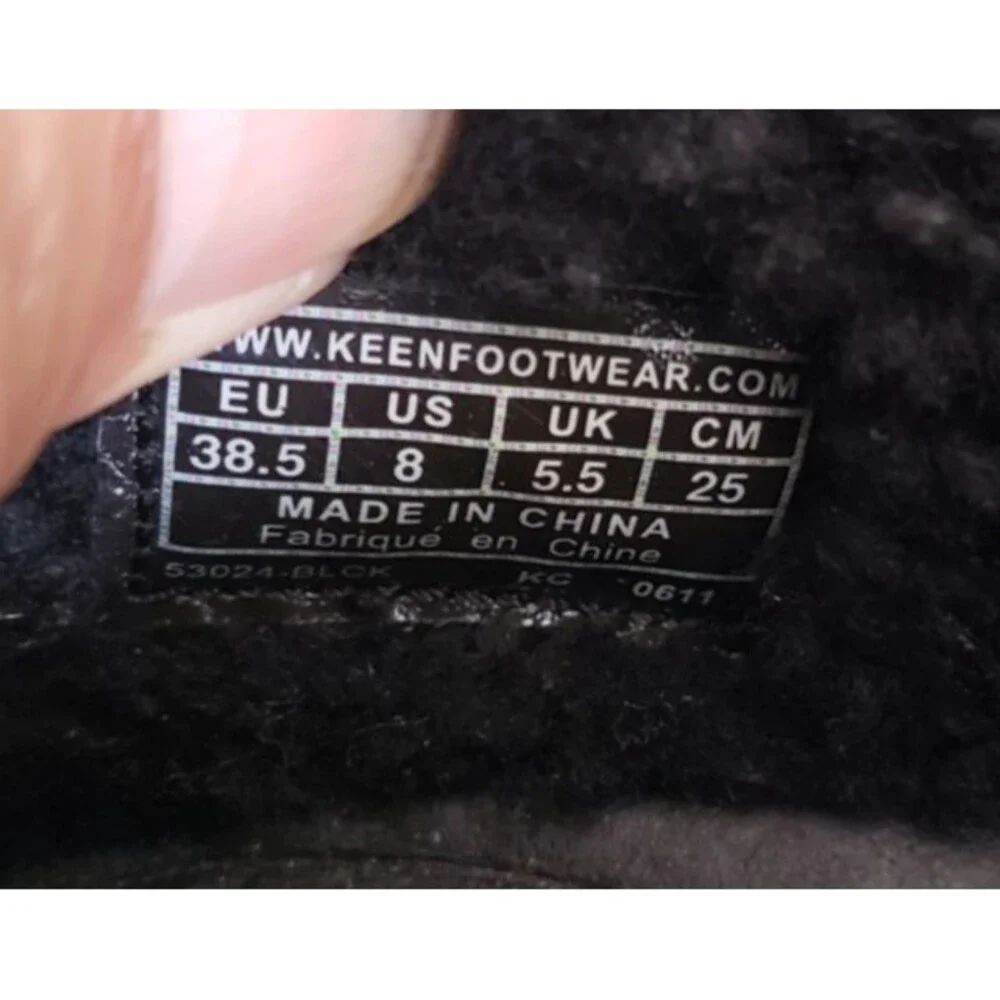 KEEN Women's Size 8 Crested Butte Black Sherpa Lined Slip On Shoes Casual